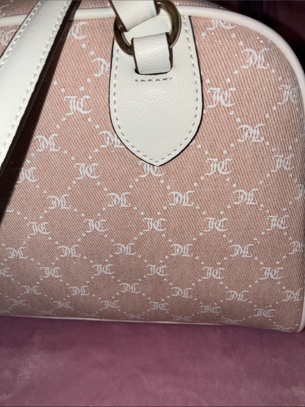 Juicy Couture Pink and White Logo Satchel with Heart Charm - Picture 3 of 7